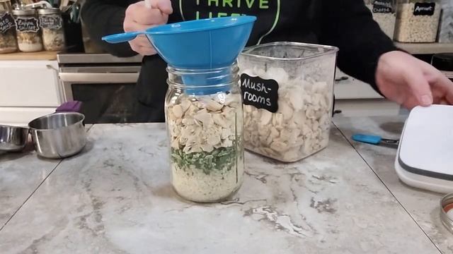 Prepper Pantry Emergency Meal: Chicken Florentine Rice Bake Meal in a Jar! DIY gift idea! смотреть онлайн