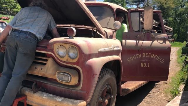 First Start in 25 Years 1958 Chevy Spartan 100 Firetruck Part 1