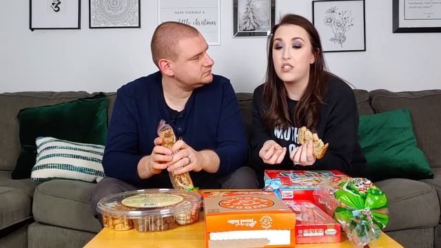 Christmas Junkfood Mukbang | Vlogmas Day 8 смотреть онлайн