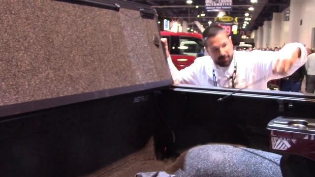 ARE Fusion Painted Folding Hard Tonneau Cover- смотреть онлайн