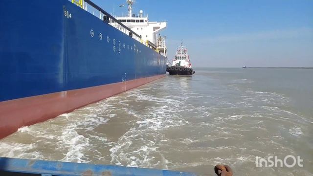 Tug pushing ship 🚢 In a kandla port kutchchh Gujrat