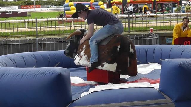 Ковбой Денис! смотреть онлайн