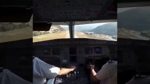 Опасная посадка в Бутане