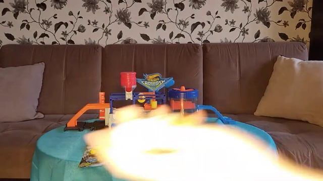 Обзор Hot Wheels Mega Carwash автомойка FTB66 часть 2