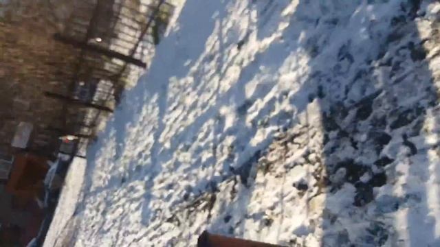 Сегодня после школы играли в снежки была весела смотреть онлайн