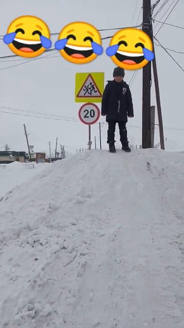 изи пизи как он обычно говорит.😂🤝 смотреть онлайн