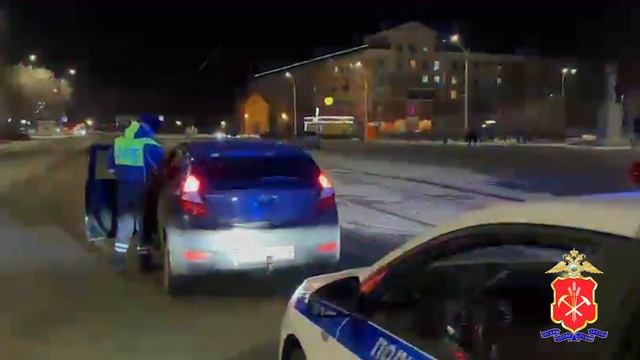 В Кемерове полицейские привлекли к ответственности дрифтеров смотреть онлайн