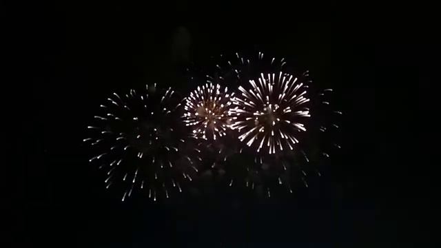 Салют(4) смотреть онлайн