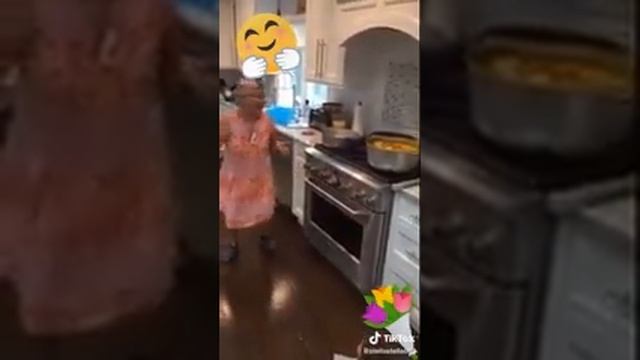 Бабка репер смотреть онлайн