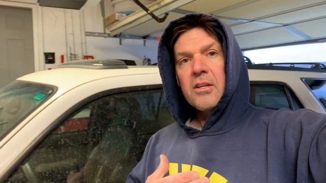 Flipping a 3rd Gen 4Runner Part 1 смотреть онлайн