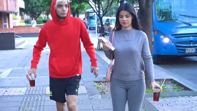 Imitando FOTOS de INSTAGRAM de SELENA GÓMEZ y JUSTIN BIEBER con NANDO смотреть онлайн