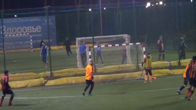 9Angry Bees – ВЮФ смотреть онлайн