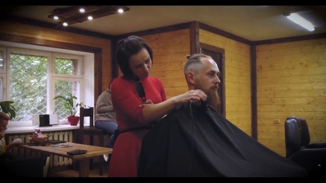 Цирюльня МЕДВЕДЬ смотреть онлайн