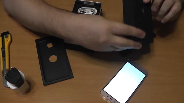 Распаковка LETV LeEco 2 X520 с Гербест. смотреть онлайн