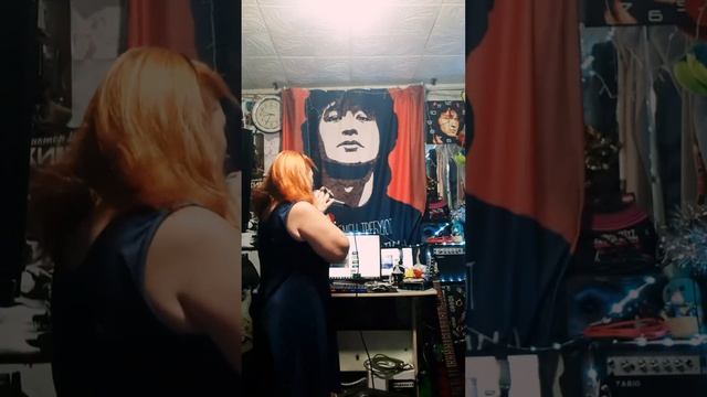 Лилия и Mister Виктор Муз канал 2 в прямом эфире! Поём и разговариваем #shorts #рекомендации #live смотреть онлайн