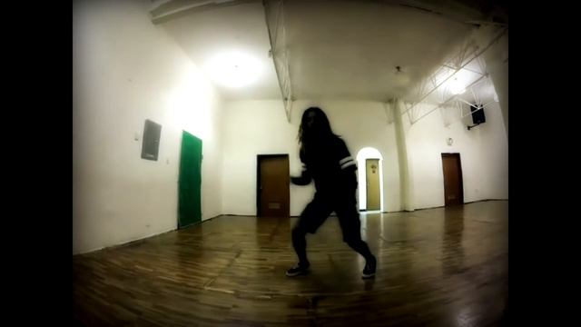 Profesor TRENDY FAMA 2015 Winston Phillips House смотреть онлайн
