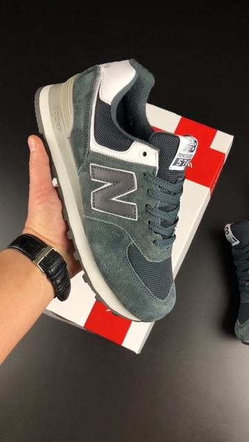 Женские Кроссовки New Balance серые с белым Замша Сетка смотреть онлайн