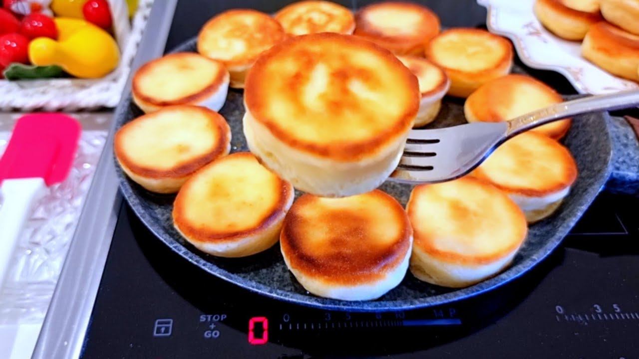 ТВОРОЖНЫЕ ОЛАДЬИ КАК ПОНЧИКИ! САМЫЕ ВКУСНЫЕ И ПЫШНЫЕ! Мой любимый ЗАВТРАК ЗА 15 Минут ДЛЯ ЛЕНИВЫХ! смотреть онлайн