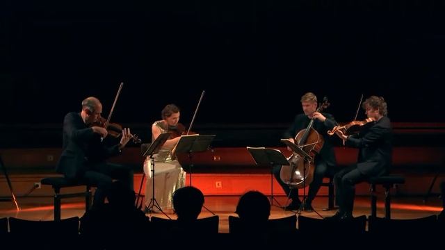 Schubert: Ins stille Land (Signum Quartet) смотреть онлайн