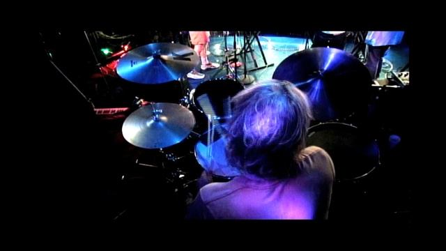 Hot Chip *LIVE* performing "Colours" at Fearless Music Studios NYC смотреть онлайн