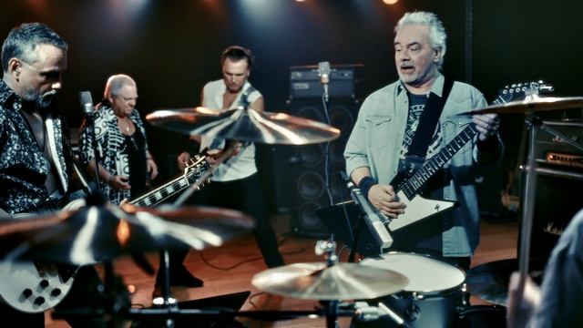 Dirkschneider & The Old Gang - It Takes Two To Tango - Reigning Phoenix Music - UDO ACCEPT смотреть онлайн
