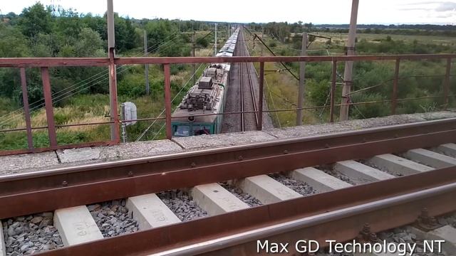 Trains Live: ВЛ11М-106 з вантажним потягом + Елекртичка ЕР2 смотреть онлайн