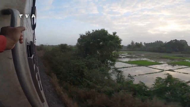 Kolkata To Kerala Train Journey Via Goa || Kerala Series 01 смотреть онлайн
