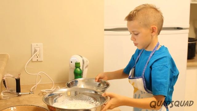 No-Bake Key Lime Pie - Kitchen Adventures with Ethan смотреть онлайн