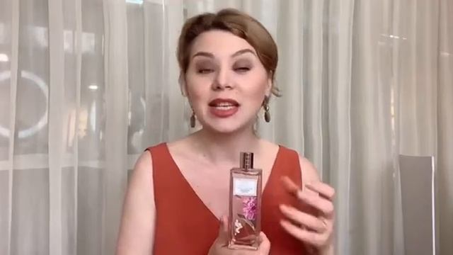 Бизнес-тренер по продукции Oriflame Россия Светлана Бойцова о новом аромате. смотреть онлайн