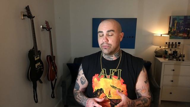 Carolina Herrera Good Girl EDP Review | Basic, Sexy af, or Both? | Feminine смотреть онлайн