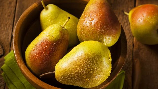 Картинка еда. Фрукты, drops, груши, bowl, миска, pear, капельки, fruit, JPEG смотреть онлайн
