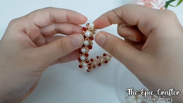 Easy Beaded Bracelet | Rondelle and pearl beads | The Epic Crafter смотреть онлайн