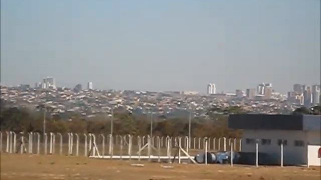 BRASIL, DESPEGANDO DEL AEROPUERTO INTERNACIONAL DE BRASILIA смотреть онлайн