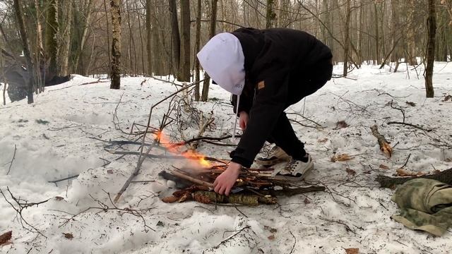 Выживание | делаем костер в лесу смотреть онлайн