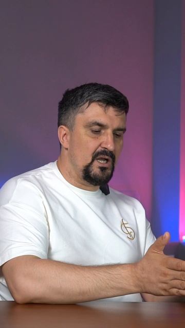 Почему богатые не работают 24/7, а становятся ещё богаче? смотреть онлайн