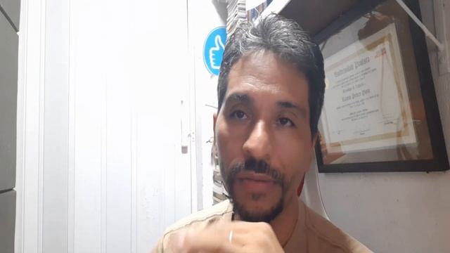 Mulher leva Tio em Agencia Bancaria ja sem vida para sacar 17 mil! смотреть онлайн