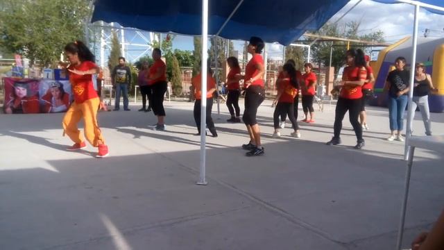 Zumba LA dies dragon смотреть онлайн