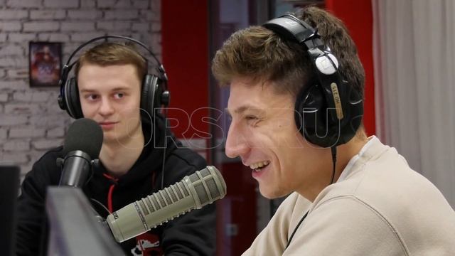 Вратари «Южного Урала» в студии Радио Хит Смотри радио рассказали, как начали играть в хоккей 2 смотреть онлайн