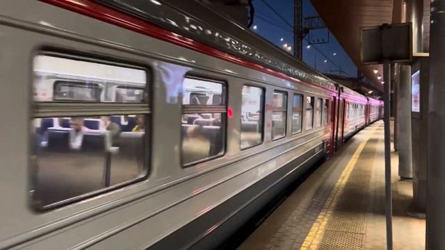 Электропоезд ЭД4М-0066 платформа Ростокино