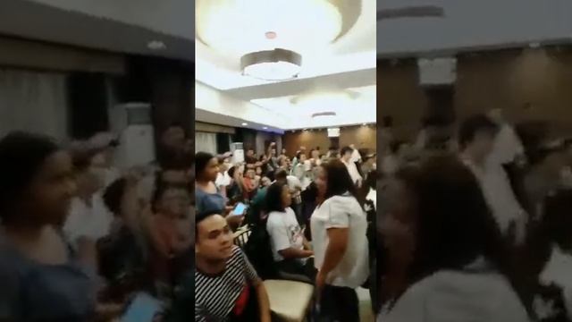 Gate-crashing general booed and shooed away from activists' forum смотреть онлайн