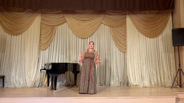 Ходила Мария по крутой горе.