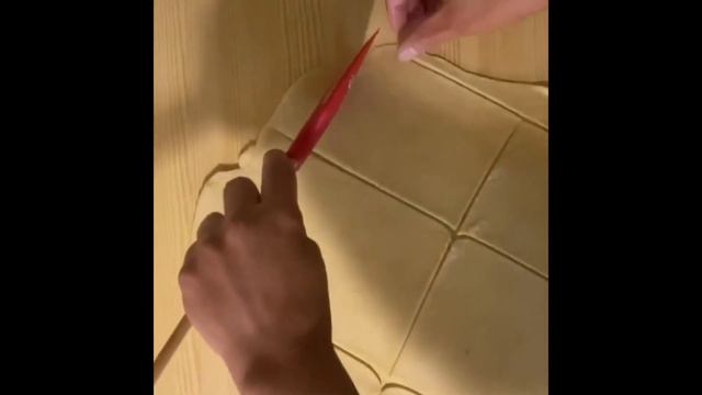 Baked Tuna Pie | How To Make Oven Baked Cheesy Tuna Pie (Quick & Easy)