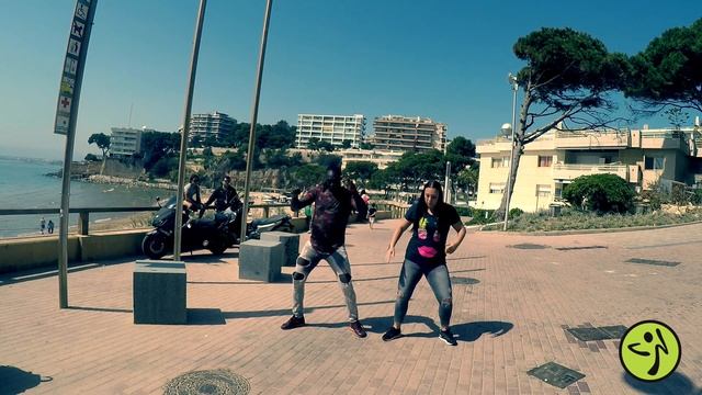 Maleek Berry - Kontrol ( African, Zumba® Fitness choreography ) with Mo Diakite смотреть онлайн