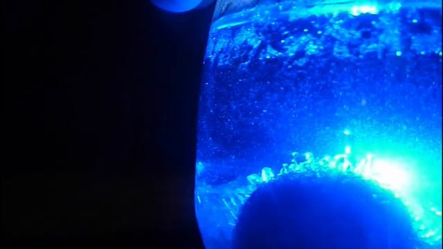Выащивали кристаллы, но что-то пошло не по плану... смотреть онлайн