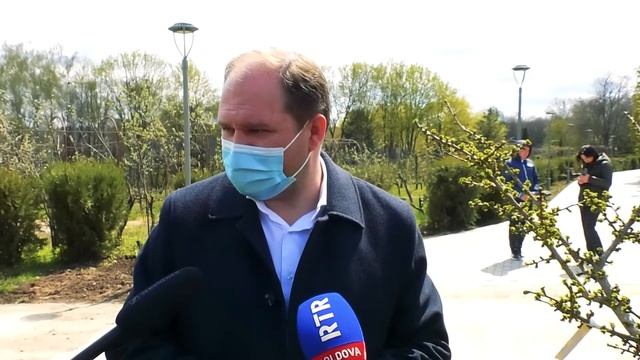 Ion Ceban, a plantat arbori în memoria victimelor catastrofei nucleare de la Cernobîl (26.04.2021) смотреть онлайн
