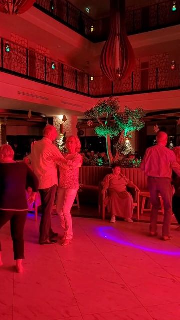 Вечер в отеле Side Royal Palace Hotel💃🕺Турция 🇹🇷 Evening at Side Royal Palace Hotel 💃 Turkey 🇹🇷 смотреть онлайн