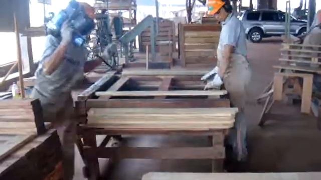 Interior do Pallet da Sama смотреть онлайн