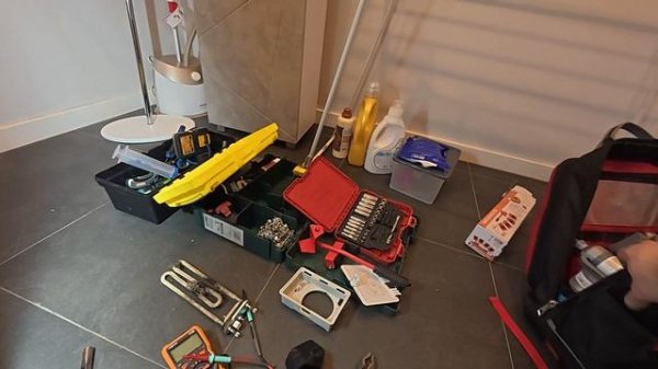 Miele вибрирует,Miele запах из машины,Miele завальцованы амортизаторы и LG c двумя барабанами