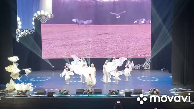 Танец "Стерхи", танцевальный ансамбль "Изюминка" рук.Малышева Т.В. смотреть онлайн