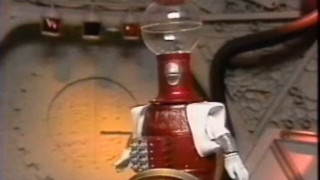 MST3K: Tom Servo wants to make out with someone смотреть онлайн